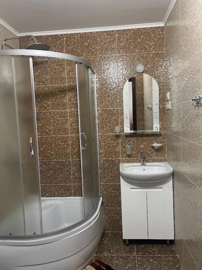 Hotel Elegia Trostyanets  Zewnętrze zdjęcie