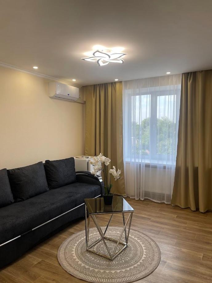 Hotel Elegia Trostyanets  Zewnętrze zdjęcie